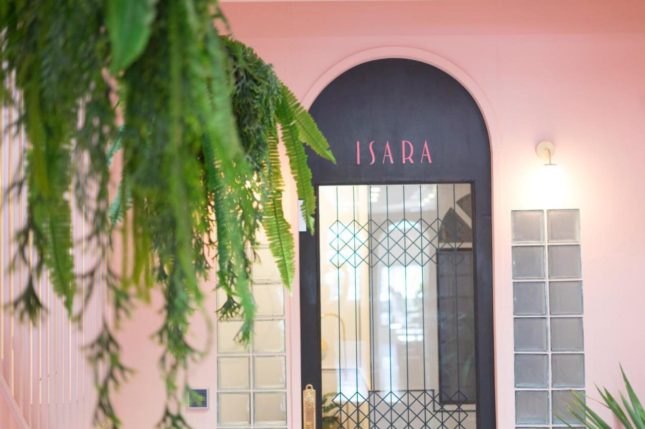 Isara Boutique Hotel And Cafe Phuket Екстериор снимка
